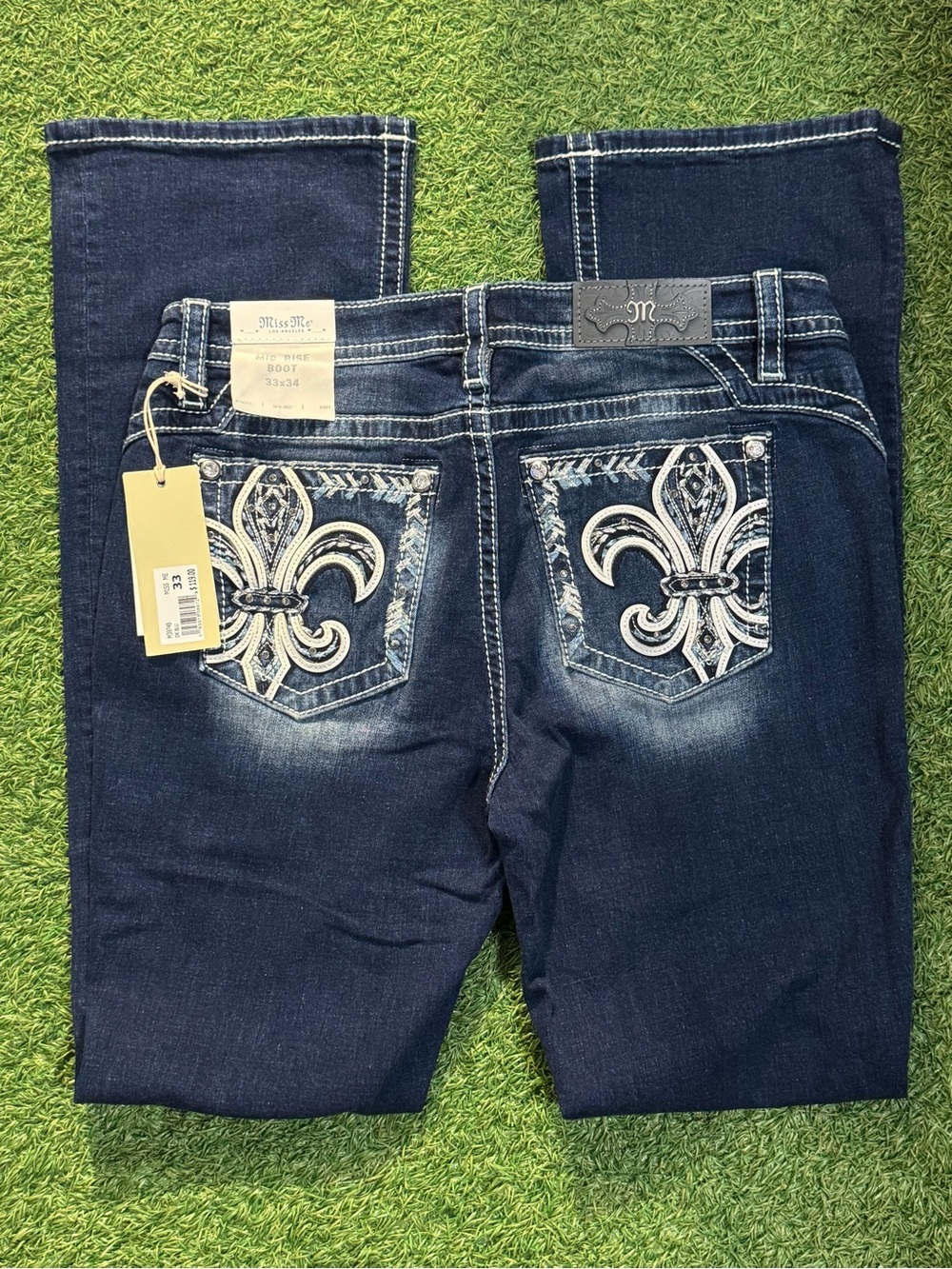 Miss Me Mid-Rise Bootcut Size 33x34 M3974B DK Blue ~NWT - Picture 2 of 9